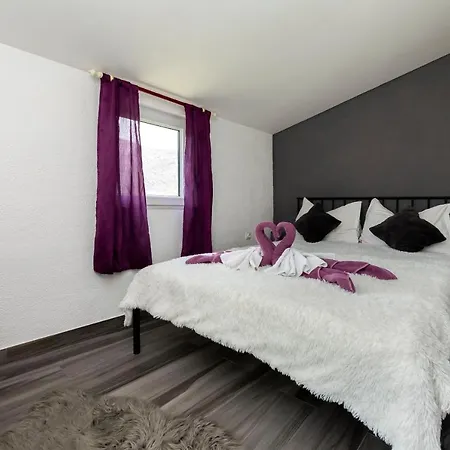 Holiday home House Coso *